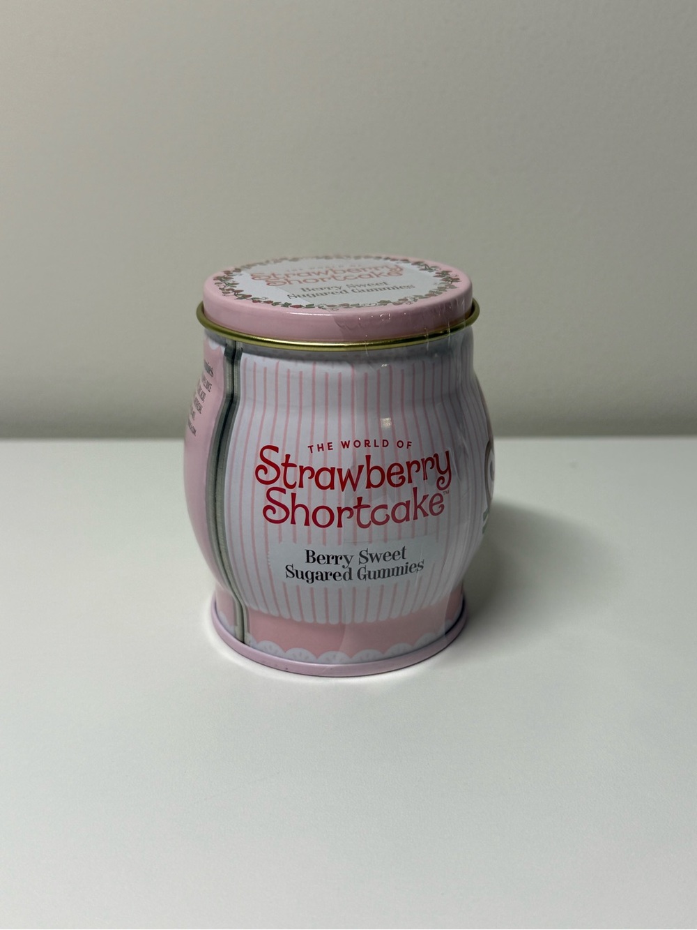 Strawberry Shortcake Berry Sweet Sugared Gummy Candy Mini Collectible Tin